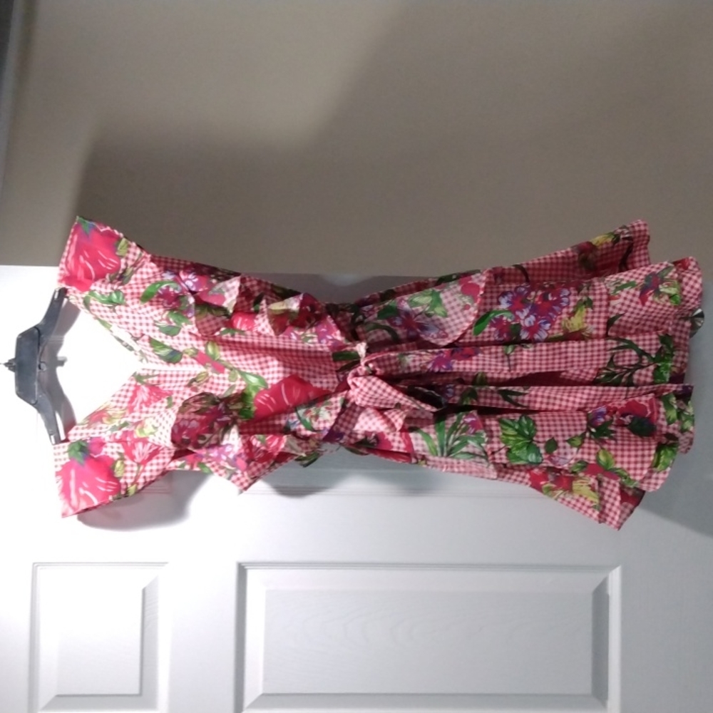 Red floral cute mini dress size 2x by Forever 21 🔥🔥🔥